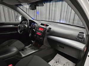 Внедорожник Kia Sorento 2012 года, 1599000 рублей, Красноярск