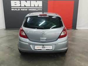 Хэтчбек Opel Corsa 2008 года, 585000 рублей, Курск