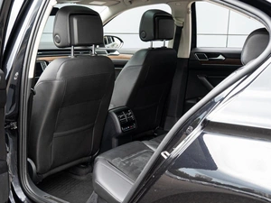 Седан Volkswagen Passat 2017 года, 2370000 рублей, Краснодар