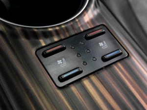 Седан Toyota Camry 2018 года, 3021000 рублей, Тюмень