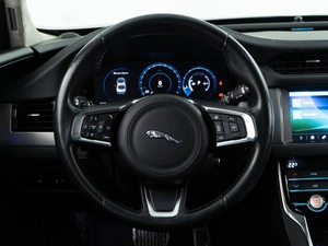 Седан Jaguar XF 2019 года, 2697077 рублей, Москва