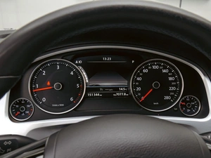 Внедорожник Volkswagen Touareg 2013 года, 2750000 рублей, Краснодар