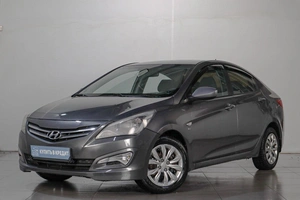 Седан Hyundai Solaris 2015 года, 919000 рублей, Челябинск