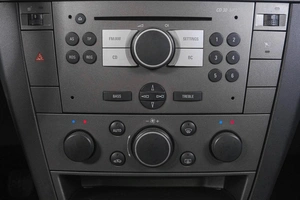 Лифтбек Opel Vectra 2006 года, 399000 рублей, Кемерово