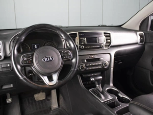 Внедорожник Kia Sportage 2018 года, 2180000 рублей, Омск