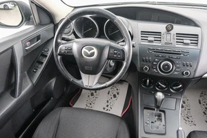 Хетчбэк Mazda 3 2011 года, 869000 рублей, Красноярск
