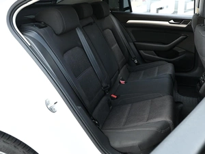 Седан Volkswagen Passat 2016 года, 1700000 рублей, Волгоград
