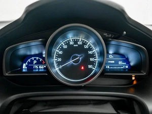 Хетчбэк Mazda Axela 2017 года, 1100000 рублей, Красноярск