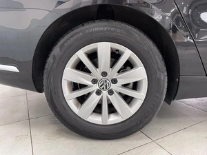 Универсал Volkswagen Passat 2011 года, 1245000 рублей, Красноярск