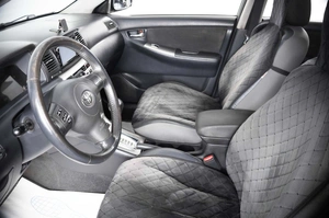 Седан Toyota Corolla 2005 года, 619000 рублей, Пермь