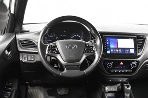 Седан Hyundai Solaris 2018 года, 1254900 рублей, Казань