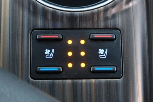 Седан Toyota Camry 2018 года, 2999000 рублей, Омск