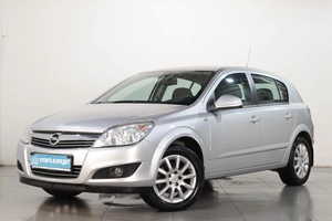Хетчбэк Opel Astra 2014 года, 709000 рублей, Челябинск
