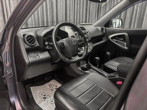 Внедорожник Toyota RAV4 2011 года, 1549000 рублей, Красноярск