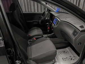 Хетчбэк Kia Rio 2010 года, 565000 рублей, Красноярск