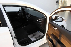 Седан Hyundai Solaris 2019 года, 990000 рублей, Смоленск