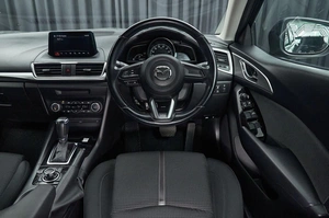 Седан Mazda Axela 2018 года, 1449000 рублей, Красноярск