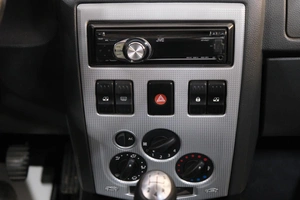 Седан Renault Logan 2009 года, 439000 рублей, Омск