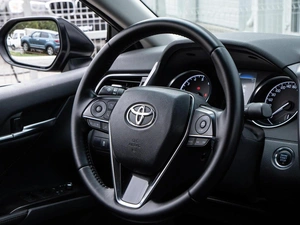 Седан Toyota Camry 2021 года, 2580000 рублей, Волгоград