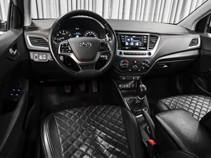 Седан Hyundai Solaris 2017 года, 1370000 рублей, Ставрополь