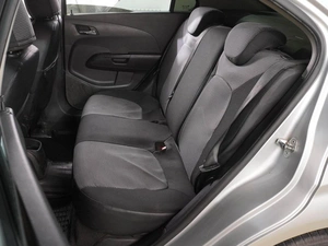 Седан Chevrolet Aveo 2012 года, 549000 рублей, Воронеж