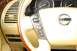 Внедорожник Nissan Patrol 2011 года, 2549000 рублей, Тюмень