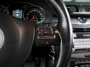 Седан Volkswagen Passat 2011 года, 854000 рублей, Воронеж