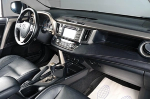 Внедорожник Toyota RAV4 2014 года, 2399000 рублей, Тюмень