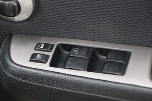 Седан Nissan Tiida 2005 года, 369000 рублей, Омск