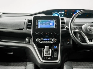 Минивэн Nissan Serena 2019 года, 2205000 рублей, Красноярск