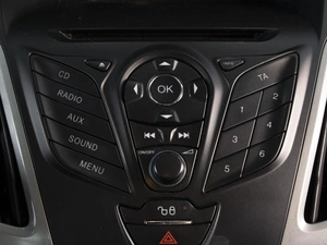 Хетчбэк Ford Focus 2012 года, 830000 рублей, Омск