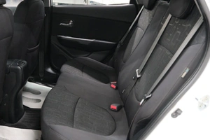 Седан Kia Rio 2013 года, 749000 рублей, Омск