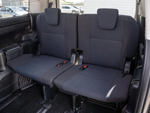 Минивэн Toyota Voxy 2014 года, 1699000 рублей, Краснодар
