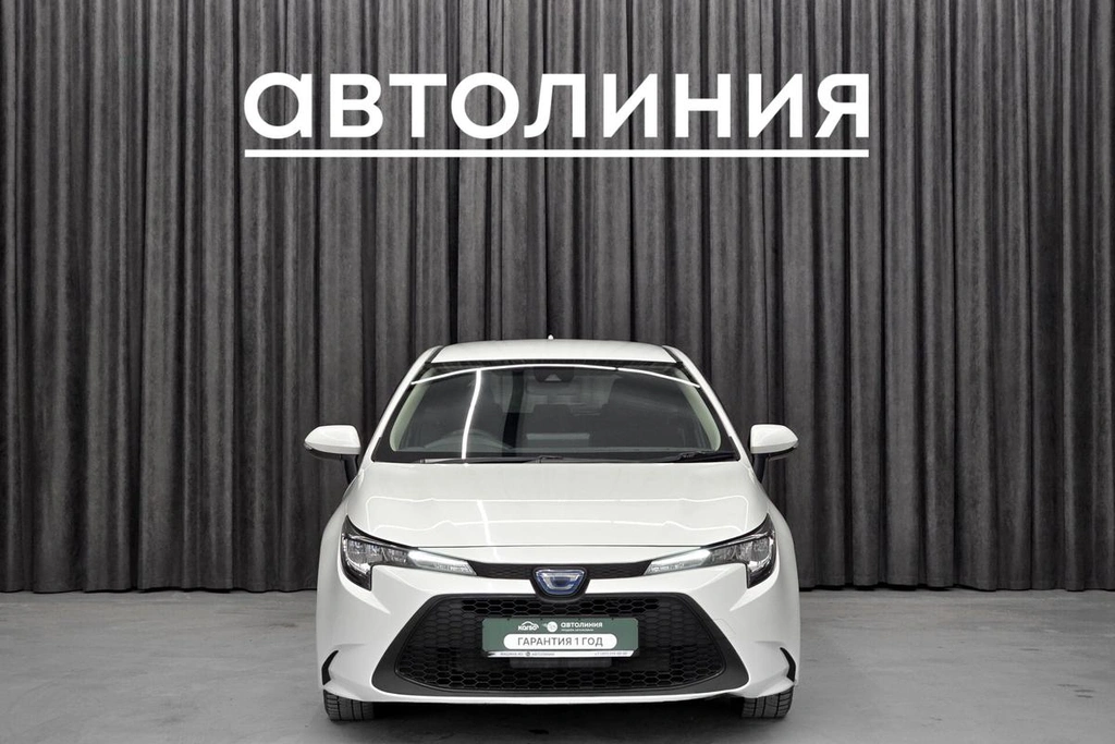 Универсал Toyota Corolla 2020 года, 1649000 рублей, Красноярск