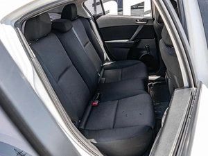 Седан Mazda 3 2012 года, 919000 рублей, Краснодар