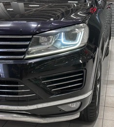 Внедорожник Volkswagen Touareg 2016 года, 2697000 рублей, Красноярск