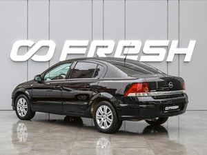 Седан Opel Astra 2011 года, 590000 рублей, Краснодар