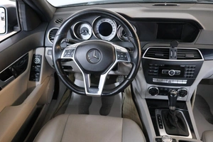 Седан Mercedes-benz C-класс 2011 года, 1649000 рублей, Омск