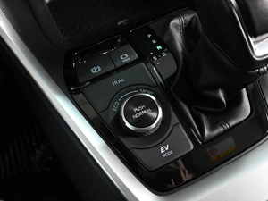 Внедорожник Toyota RAV4 2024 года, 4849000 рублей, Аксай