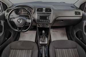 Седан Volkswagen Polo 2019 года, 1379000 рублей, Челябинск