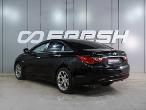Седан Hyundai Sonata 2011 года, 939000 рублей, Воронеж