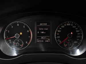 Седан Volkswagen Jetta 2013 года, 810000 рублей, Омск