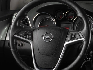 Внедорожник Opel Mokka 2013 года, 949000 рублей, Тюмень