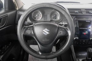 Седан Suzuki Kizashi 2010 года, 949000 рублей, Кемерово