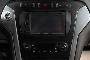 Седан Ford Mondeo 2012 года, 829000 рублей, Тюмень