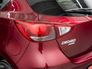 Хетчбэк Mazda Demio 2017 года, 975000 рублей, Красноярск