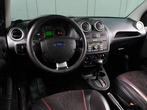 Хетчбэк Ford Fiesta 2008 года, 519000 рублей, Воронеж