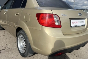 Седан Kia Rio 2010 года, 535000 рублей, Солонцы