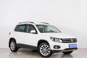Внедорожник Volkswagen Tiguan 2014 года, 1669000 рублей, Красноярск