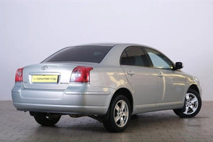 Седан Toyota Avensis 2008 года, 1019000 рублей, Омск